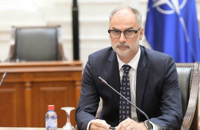 Stoilkoviç: Urime fitorja “Listës së Studentëve” në Serbi, rroftë Serbia!