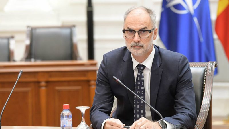 Stoilkoviç: Urime fitorja “Listës së Studentëve” në Serbi, rroftë Serbia!