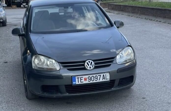 Vidhet vetura para shtëpisë në fshatin Strëmnicë, policia heton rastin
