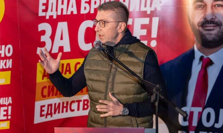 Mickoski komenton zgjedhjet në Bërvenicë, ja çfarë thotë!